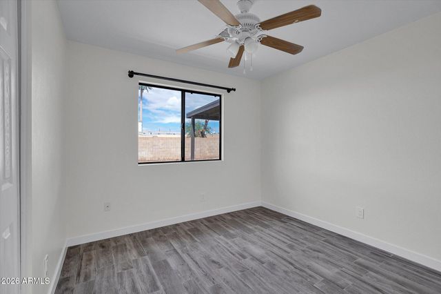 2032 W OBISPO Avenue, Mesa, AZ 85202