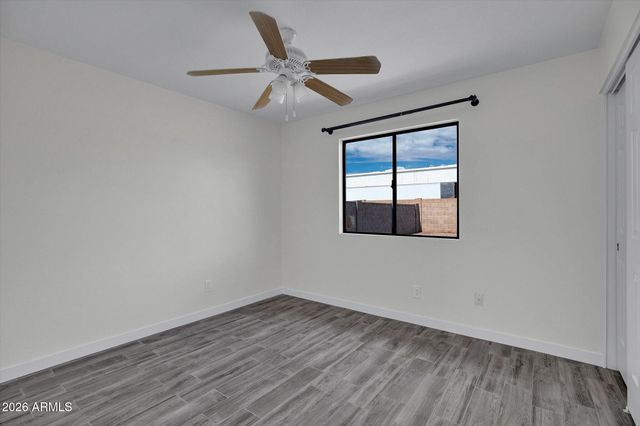 2032 W OBISPO Avenue, Mesa, AZ 85202