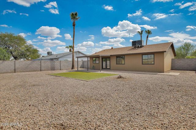 2032 W OBISPO Avenue, Mesa, AZ 85202