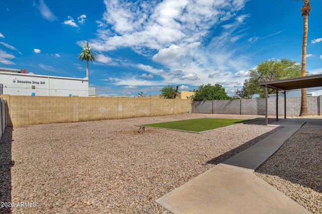 2032 W OBISPO Avenue, Mesa, AZ 85202