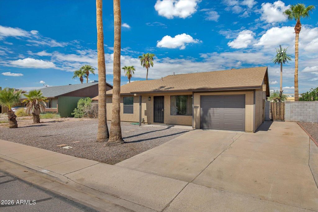 2032 W OBISPO Avenue, Mesa, AZ 85202 — photo 3