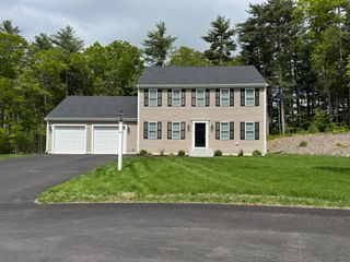 18 Grace Street, Middleboro, MA 02346
