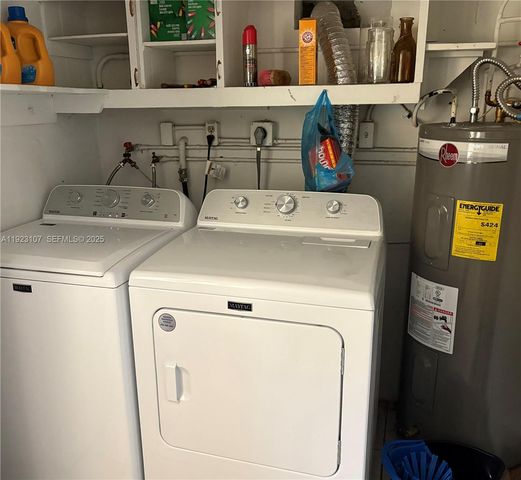 2812 Wiley St, Hollywood, FL 33020