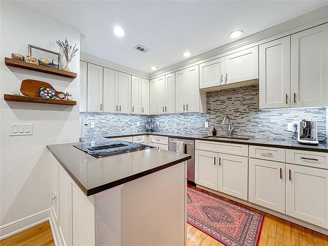 2723 NEWARK WAY, Orlando, FL 32803