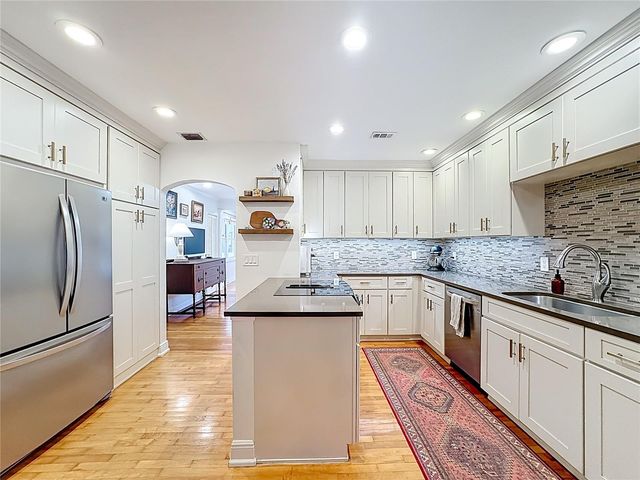 2723 NEWARK WAY, Orlando, FL 32803