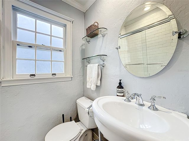 2723 NEWARK WAY, Orlando, FL 32803