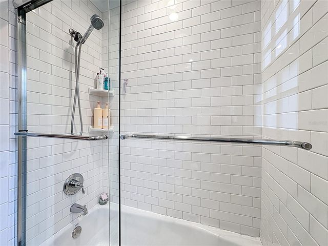 2723 NEWARK WAY, Orlando, FL 32803