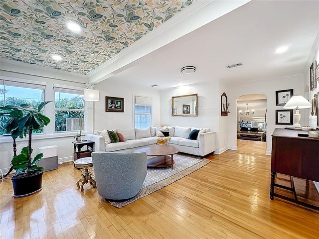 2723 NEWARK WAY, Orlando, FL 32803