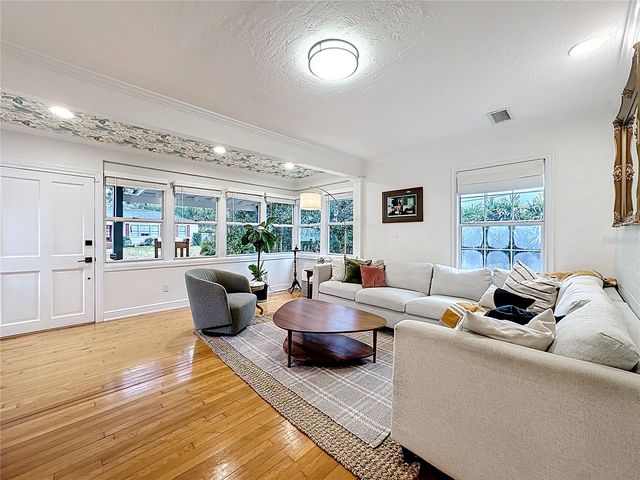 2723 NEWARK WAY, Orlando, FL 32803