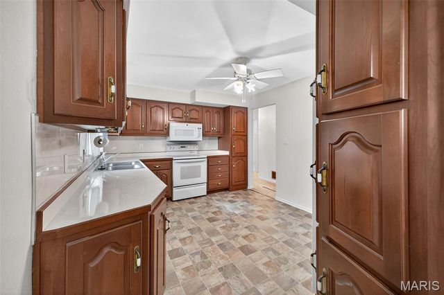 114 High Forest Drive, Belleville, IL 62226