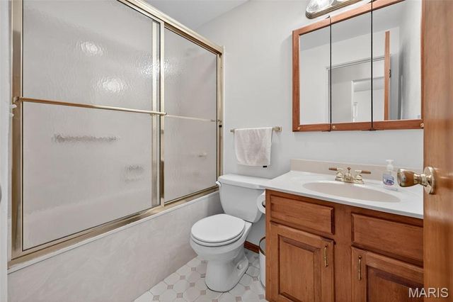 114 High Forest Drive, Belleville, IL 62226