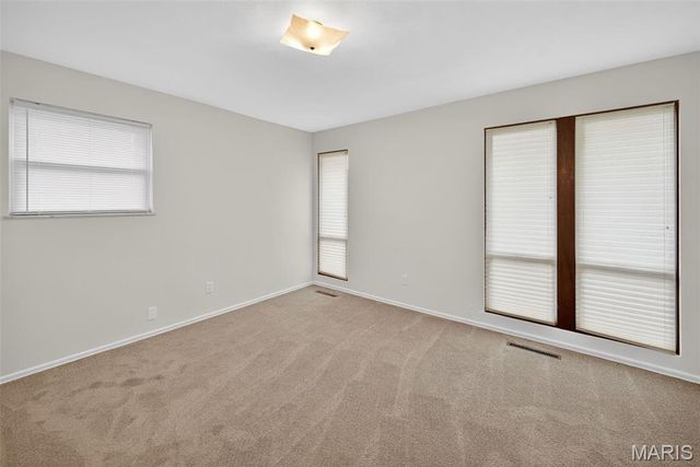 114 High Forest Drive, Belleville, IL 62226