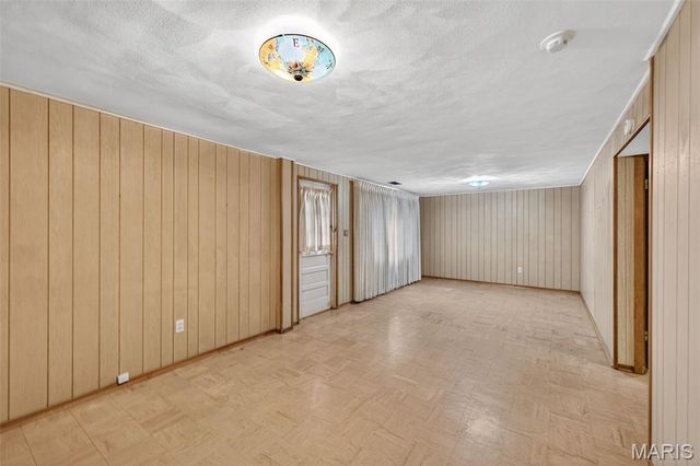 114 High Forest Drive, Belleville, IL 62226