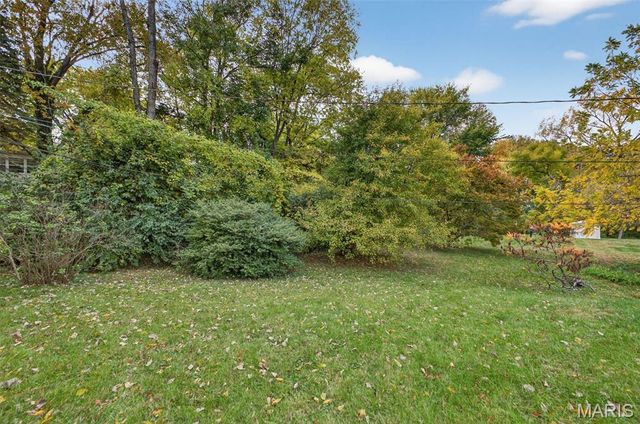 114 High Forest Drive, Belleville, IL 62226