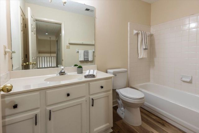 8472 DONEGAL CV, Germantown, TN 38139