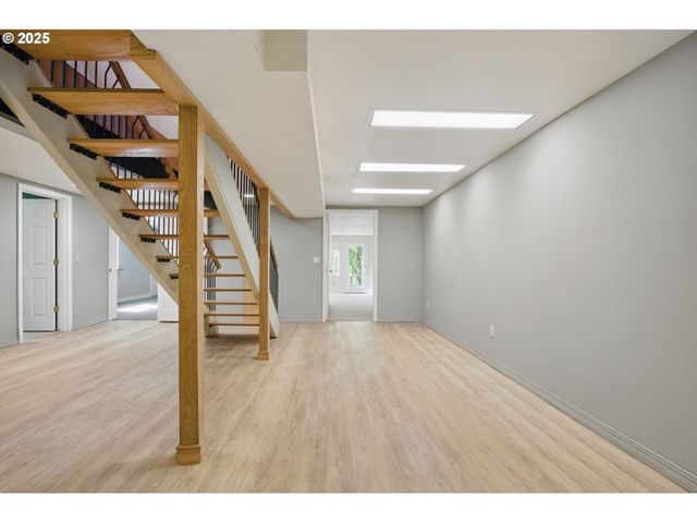 15960 Sw ROSHAK Rd, Portland, OR 97224