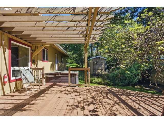 15960 Sw ROSHAK Rd, Portland, OR 97224