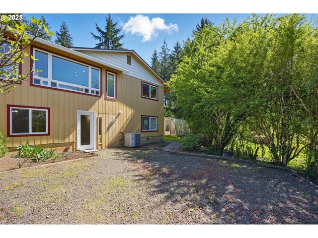 15960 Sw ROSHAK Rd, Portland, OR 97224