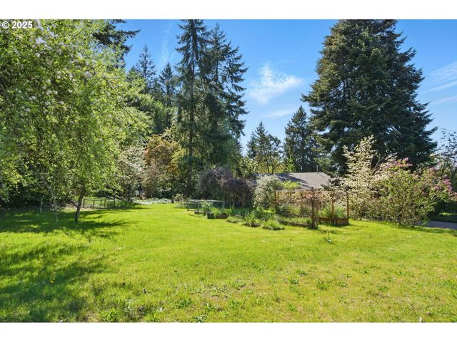 15960 Sw ROSHAK Rd, Portland, OR 97224