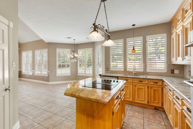 6790 Rial Court, Houston, TX 77069