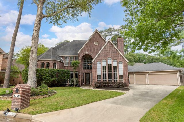 6790 Rial Court, Houston, TX 77069