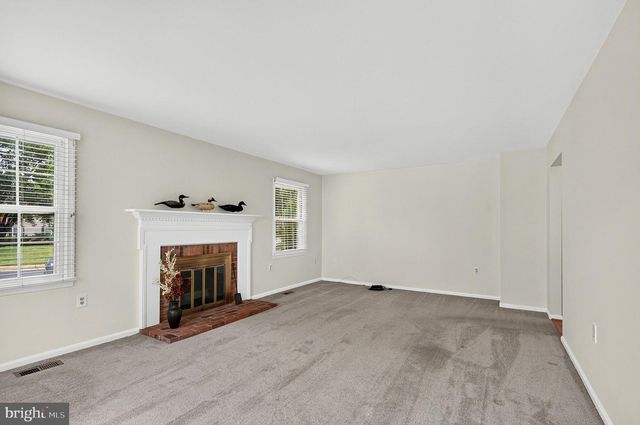 14560 CREEK BRANCH CT, Centreville, VA 20120