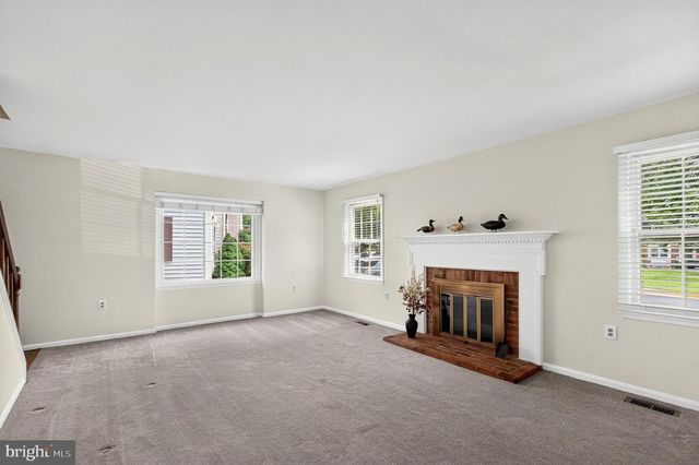 14560 CREEK BRANCH CT, Centreville, VA 20120
