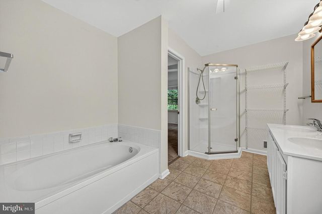 14560 CREEK BRANCH CT, Centreville, VA 20120