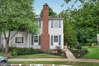 14560 CREEK BRANCH CT, Centreville, VA 20120