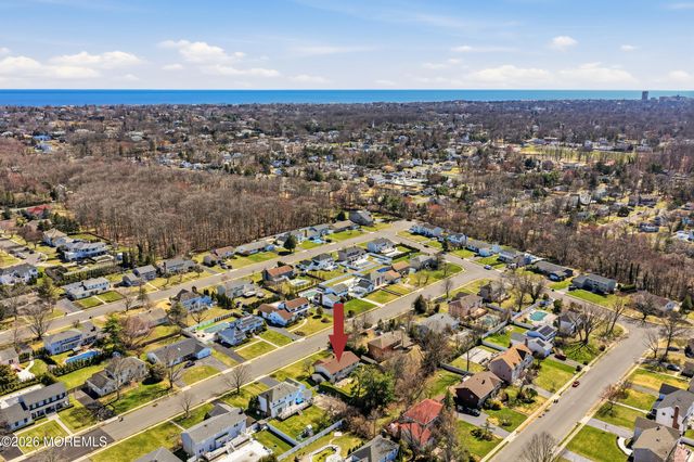 9 Darien Drive, West Long Branch, NJ 07764