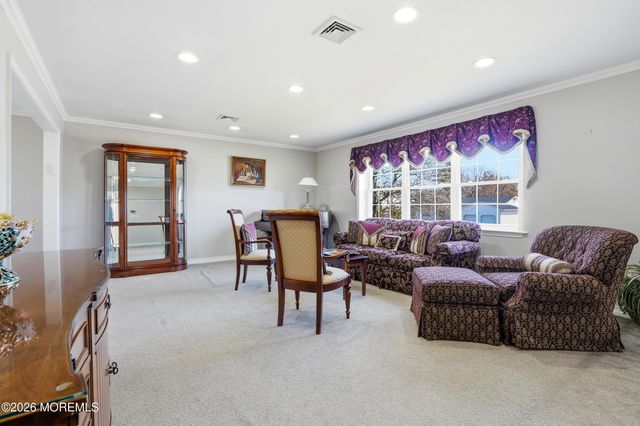 9 Darien Drive, West Long Branch, NJ 07764