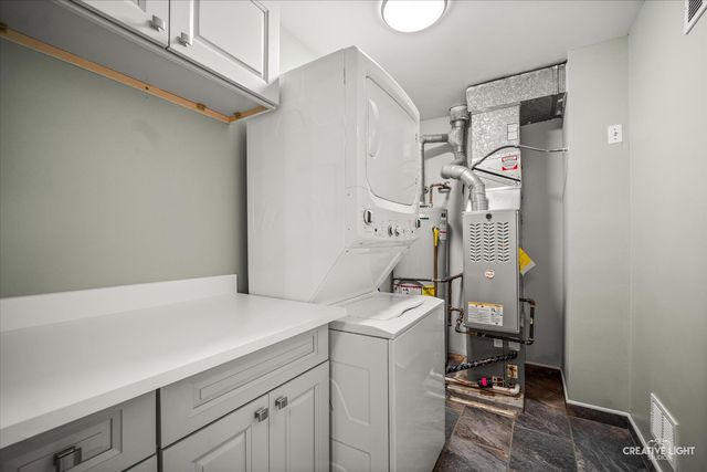 1547 7 Pines Road D-1, Schaumburg, IL 60193