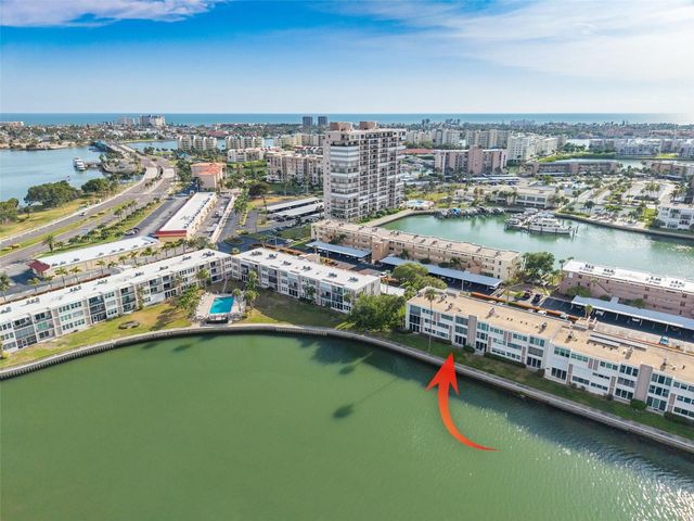 7425 BAY ISLAND DRIVE S 107, St Petersburg, FL 33707