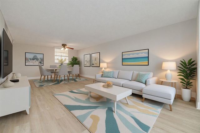 7425 BAY ISLAND DRIVE S 107, St Petersburg, FL 33707