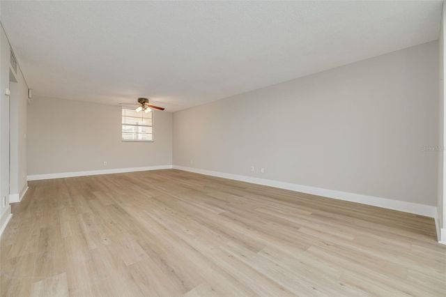 7425 BAY ISLAND DRIVE S 107, St Petersburg, FL 33707