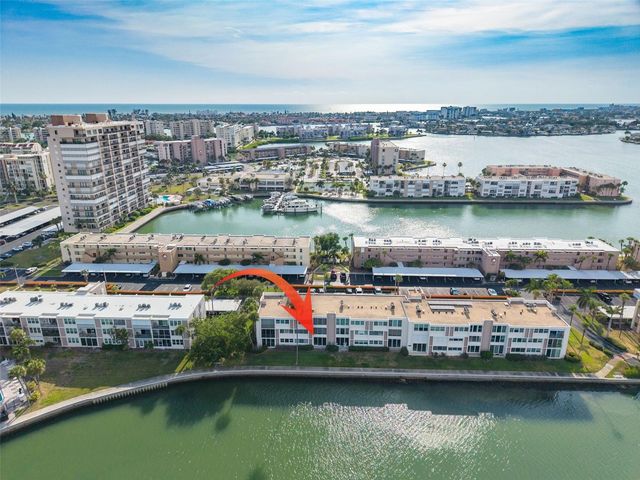 7425 BAY ISLAND DRIVE S 107, St Petersburg, FL 33707
