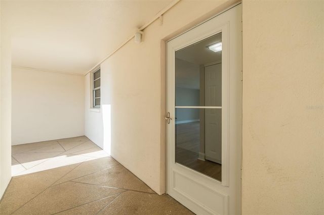 7425 BAY ISLAND DRIVE S 107, St Petersburg, FL 33707