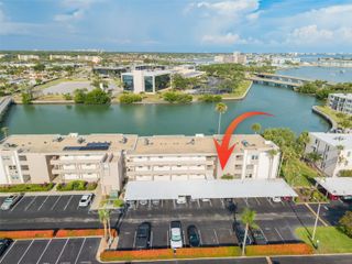 7425 BAY ISLAND DRIVE S 107, St Petersburg, FL 33707