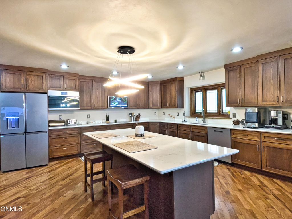 13303 49th Lane NW, Williston, ND 58801 photo 32