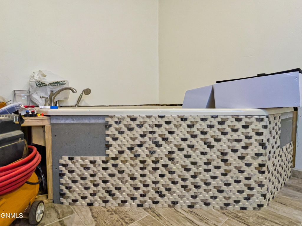 13303 49th Lane NW, Williston, ND 58801 photo 43