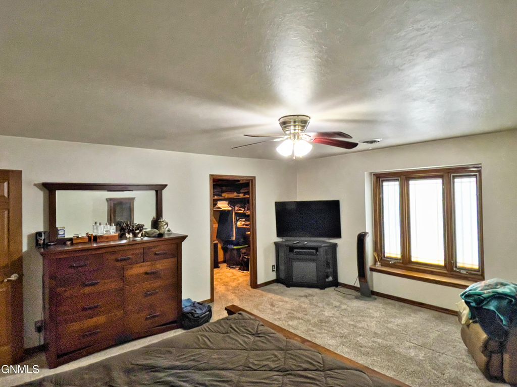 13303 49th Lane NW, Williston, ND 58801 photo 46