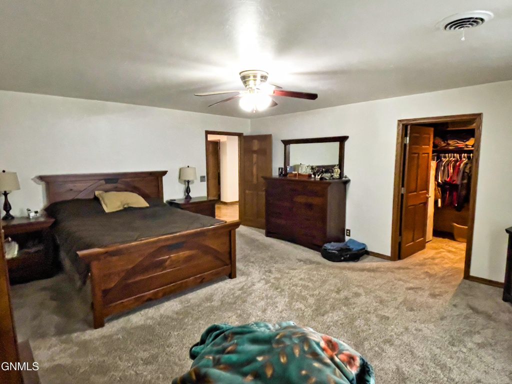 13303 49th Lane NW, Williston, ND 58801 photo 47