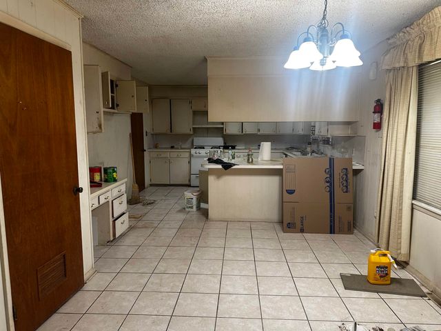 1703 Park Ave, Malvern, AR 72104