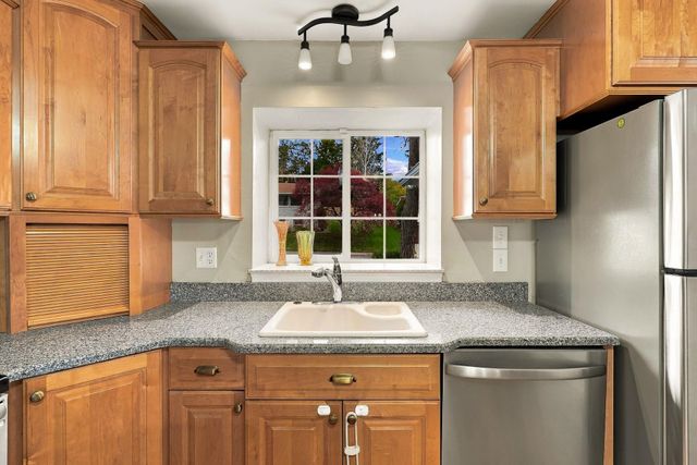 6409 N Greenwood Blvd, Spokane, WA 99208