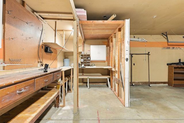 6409 N Greenwood Blvd, Spokane, WA 99208
