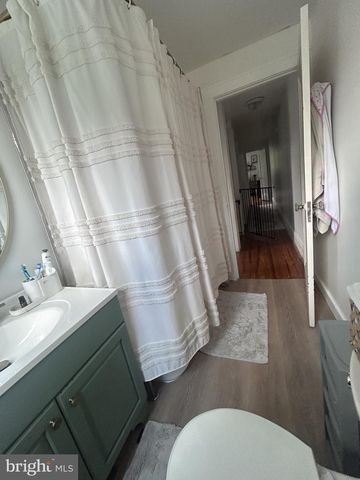 43 E JEFFERSON ST, Womelsdorf, PA 19567
