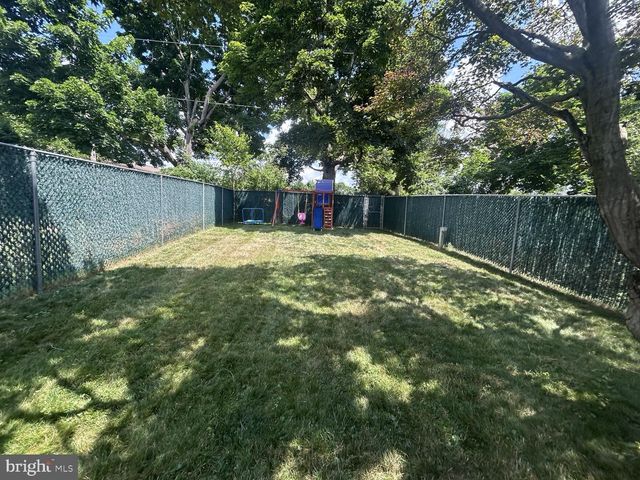 43 E JEFFERSON ST, Womelsdorf, PA 19567