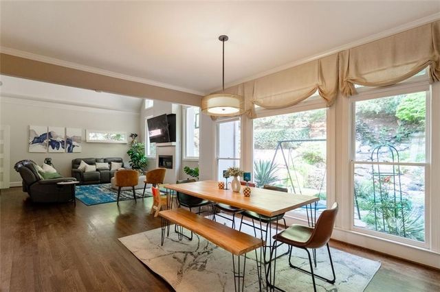 3850 Glenhurst SE Drive, Smyrna, GA 30080