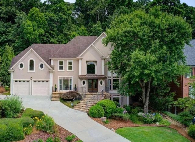 3850 Glenhurst SE Drive, Smyrna, GA 30080