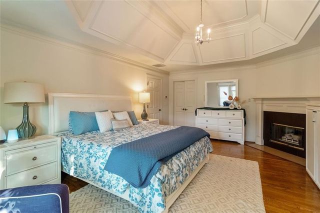 3850 Glenhurst SE Drive, Smyrna, GA 30080